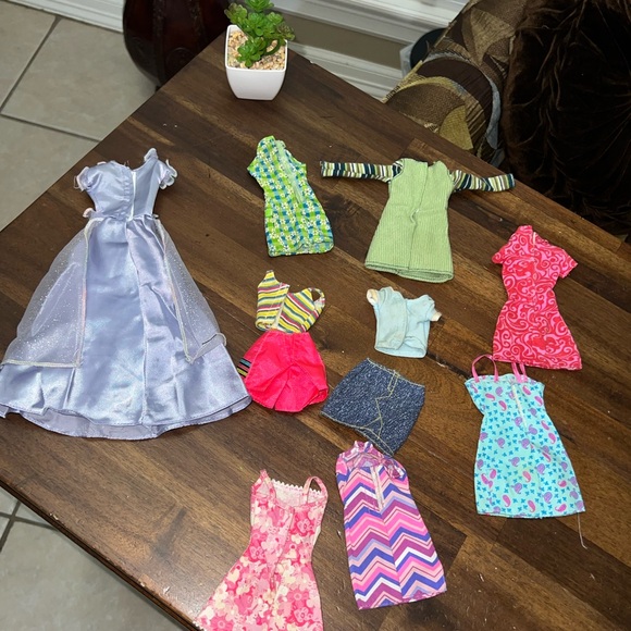 Barbie clothing lot - vintage, newer, Barbie, Chelsea & Ken miscellaneous lot - Picture 7 of 7